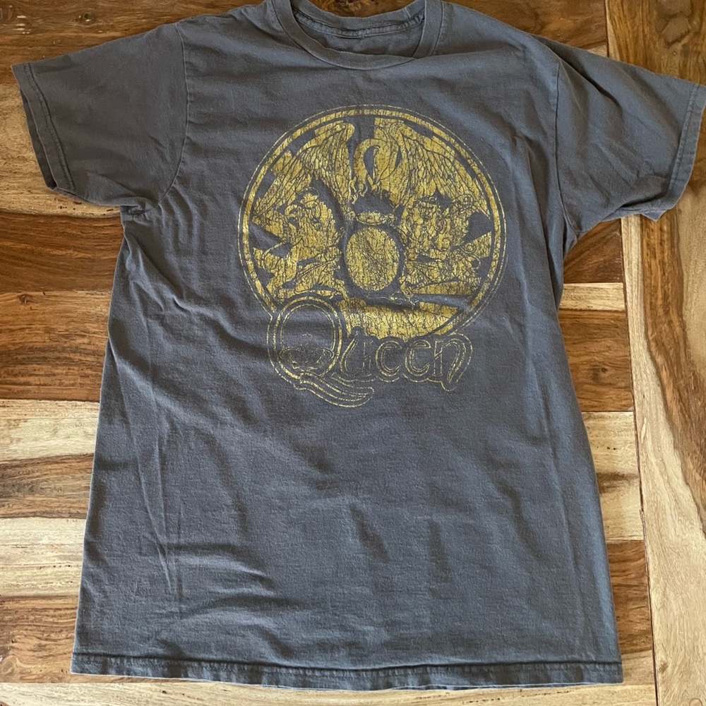 Newer age Queen shirt
